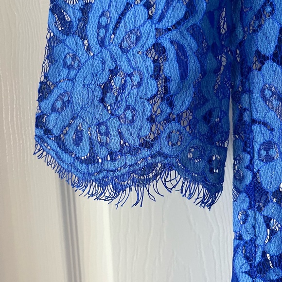 Blue lace shift dress - Picture 6 of 7